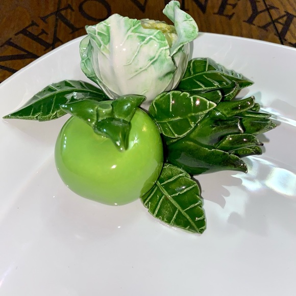 Italian Decorative Plate with inbuilt Green Veggies - Picture 9 of 16